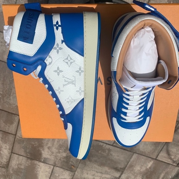 Louis Vuitton sneakers - Picture 1 of 5
